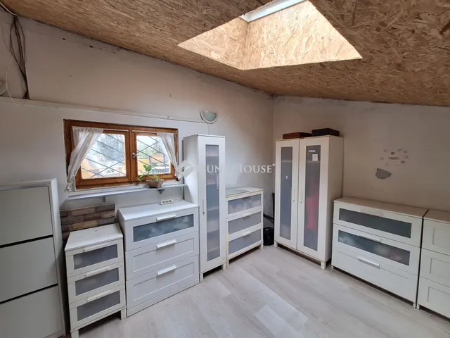 Eladó ház Sóskút, Felső-Zselléri út 56 nm