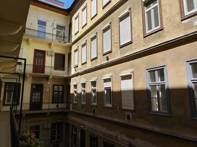 Eladó lakás Budapest VI. kerület 46 nm