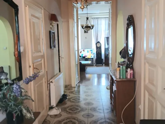 Eladó lakás Budapest VIII. kerület, Szilágyi utca 97 nm