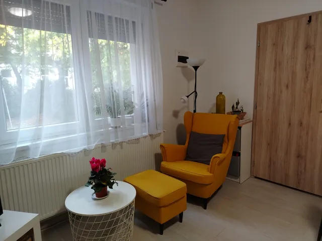 Eladó lakás Budapest X. kerület, Román utca 49 nm