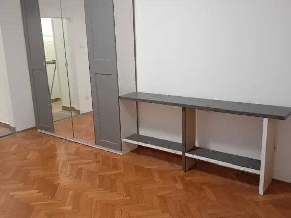 Kiadó lakás Budapest IX. kerület, Üllői út 28 nm