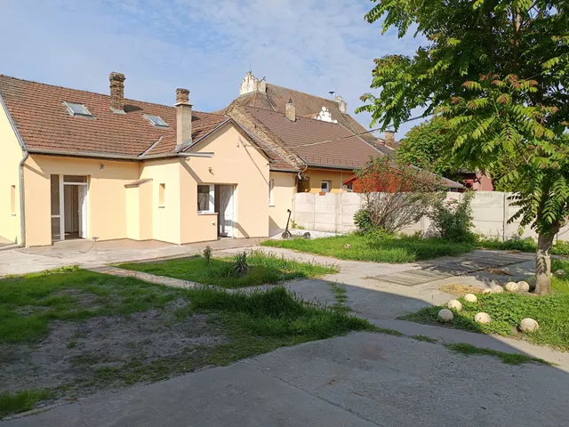 Eladó ház Budapest XX. kerület 156 nm