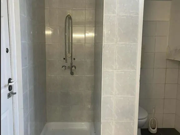 Kiadó kereskedelmi és ipari ingatlan Budapest XX. kerület, Határ út