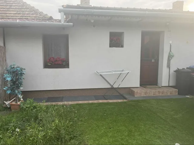 Eladó ház Budapest XVIII. kerület, Győmrői út 40 nm