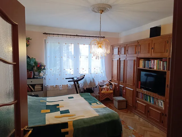 Eladó ház Budapest XIV. kerület, Szatmár utca 113 nm