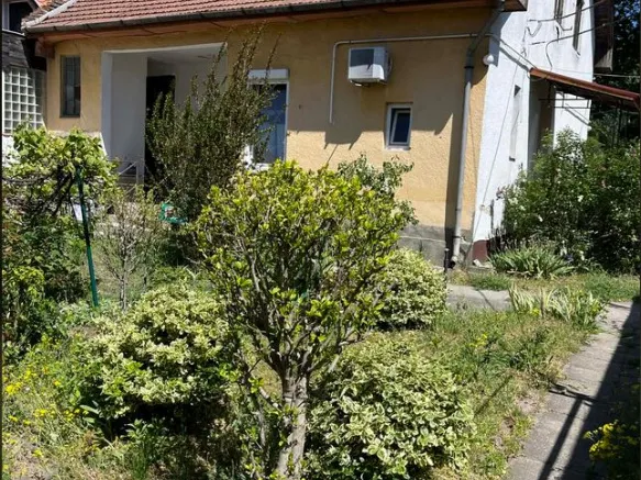 Eladó lakás Budapest XVIII. kerület, Fonal utca 32 nm