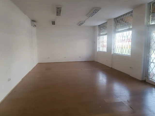 Eladó kereskedelmi és ipari ingatlan Budapest XIX. kerület, Csokonai pavilonsor
