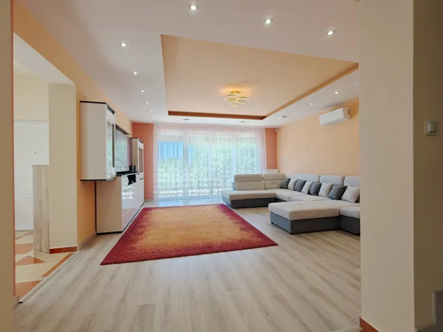 Eladó ház Telki, Szőlő sor 160 nm