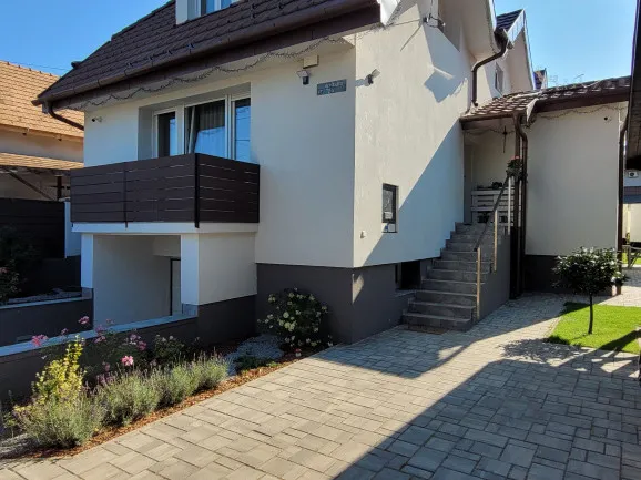 Eladó ház Dunakeszi 210 nm