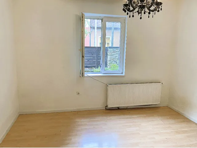 Eladó ház Budapest XV. kerület 28 nm