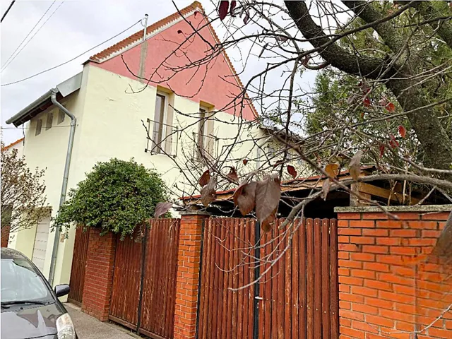 Eladó ház Budapest XV. kerület 170 nm