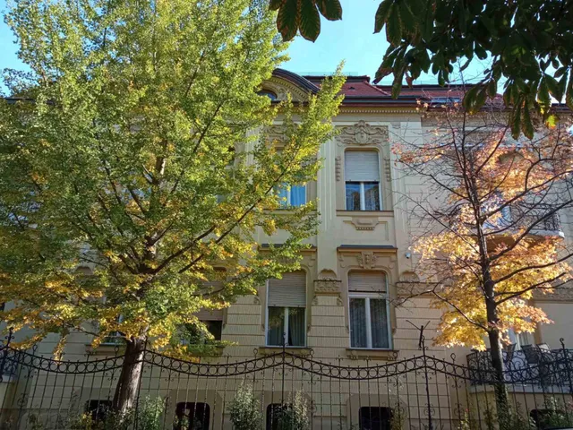 Kiadó kereskedelmi és ipari ingatlan Budapest XIV. kerület 157 nm