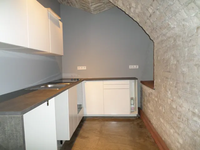 Kiadó kereskedelmi és ipari ingatlan Budapest VIII. kerület