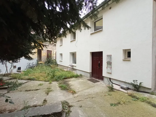 Eladó lakás Budapest X. kerület, Martinovics térnél utca 120 nm