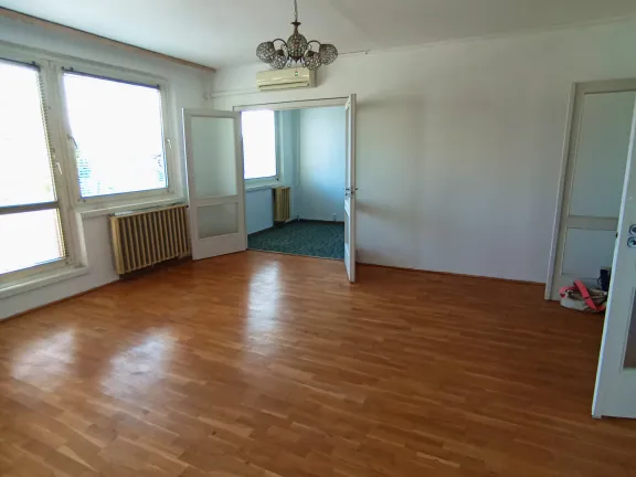 Kiadó lakás Budapest XVI. kerület, Bercsényi u utca 67 nm