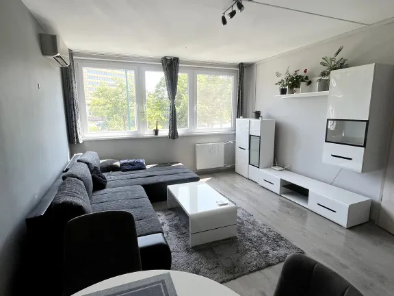 Eladó lakás Budapest XIV. kerület, Ablakos konyhás, Csertő utca 46 nm