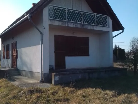 Eladó ház Karád 120 nm