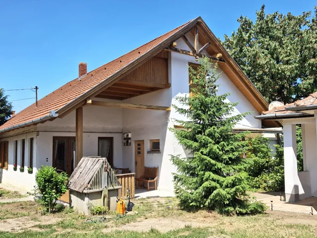 Eladó ház Balatonszemes 173 nm