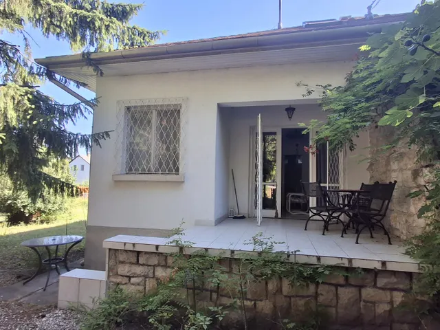 Eladó ház Balatonakarattya 39 nm