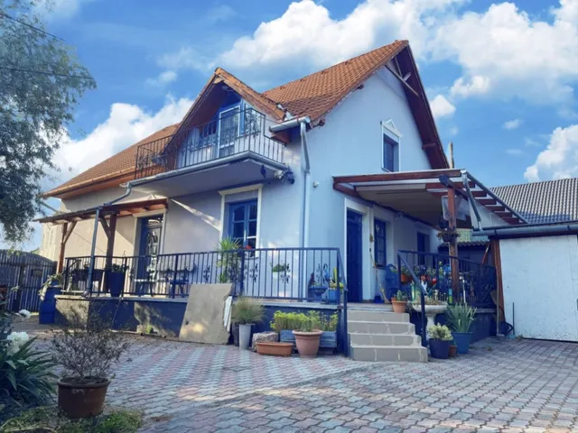 Eladó ház Hatvan 175 nm