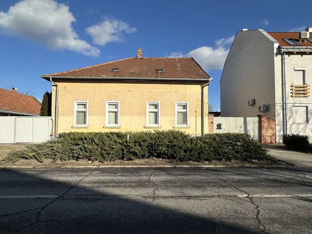 Eladó ház Jászberény 120 nm