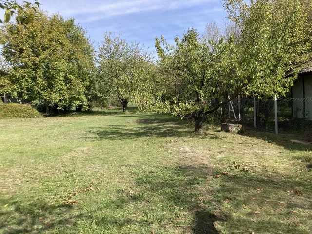 Eladó telek Budapest XVI. kerület 962 nm