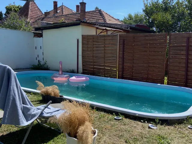 Eladó ház Budapest XVI. kerület 140 nm