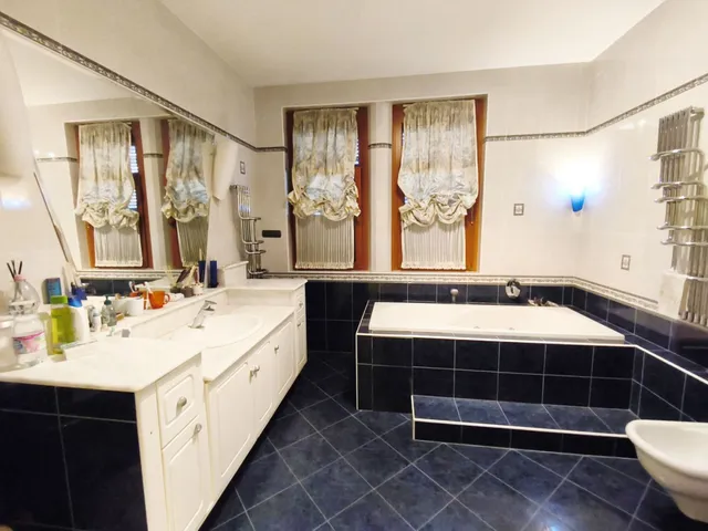 Eladó ház Budapest XVII. kerület, Rákoskeresztúr 360 nm
