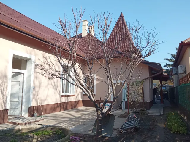 Eladó ház Budapest XVI. kerület, Mátyásföldi repülőtér közelében 146 nm