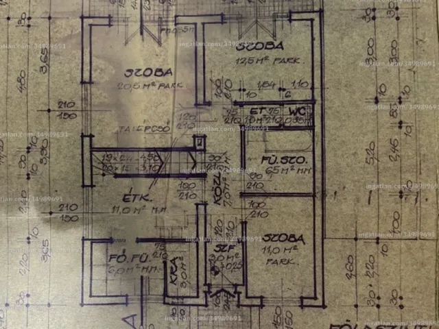Eladó ház Budapest XVI. kerület, Szlovák út 150 nm