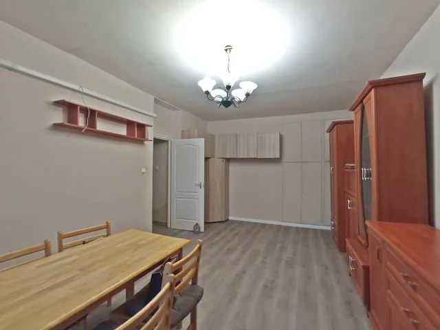 Kiadó lakás Budapest XVI. kerület, Újszász utca 51 nm