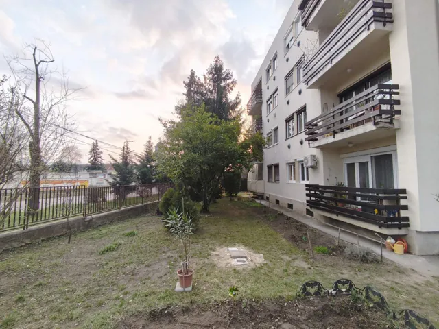 Eladó lakás Budapest XVI. kerület, Zsélyi Aladár utca 61 nm