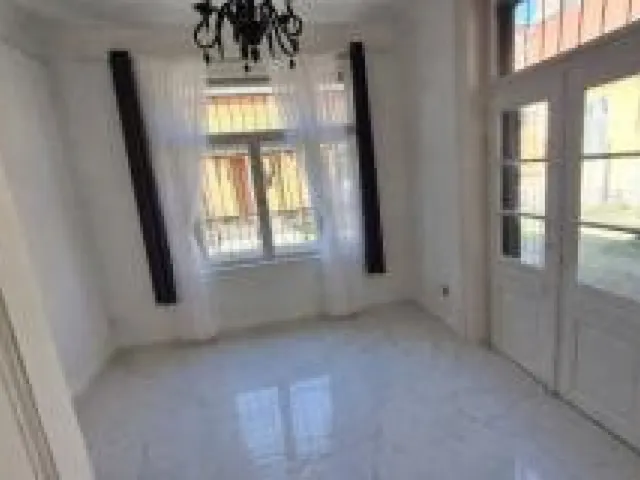 Eladó lakás Budapest X. kerület, Hölgy utca 73 nm