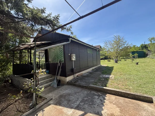 Eladó telek Balatonalmádi, Vörösberény 721 nm