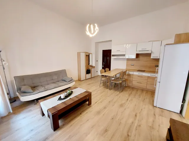 Kiadó lakás Budapest V. kerület 55 nm