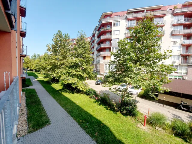 Kiadó garázs Budapest XI. kerület 13 nm