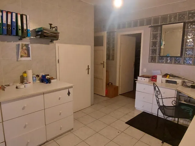 Eladó kereskedelmi és ipari ingatlan Budapest XII. kerület, Déli Páyaudvarnál utca