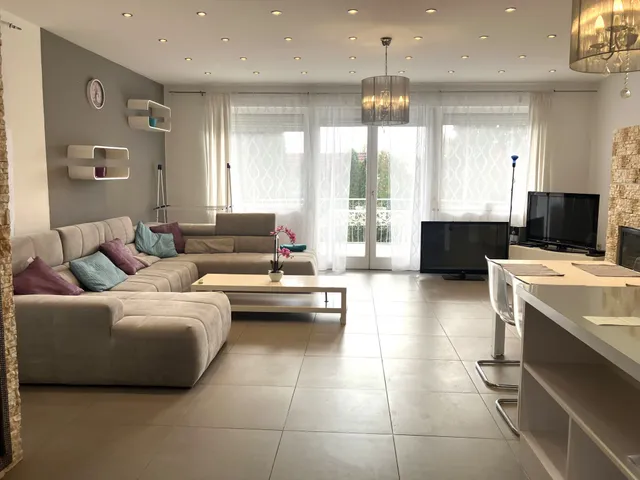 Kiadó lakás Budapest II. kerület, Vihorlát utca 85 nm