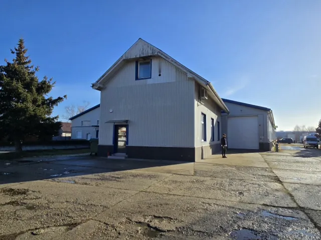 Eladó kereskedelmi és ipari ingatlan Halásztelek, II. Rákóczi Ferenc utca