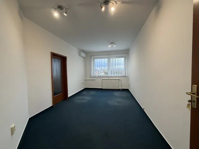 Kiadó kereskedelmi és ipari ingatlan Budapest XIV. kerület