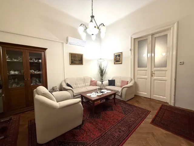 Eladó lakás Budapest VI. kerület 97 nm