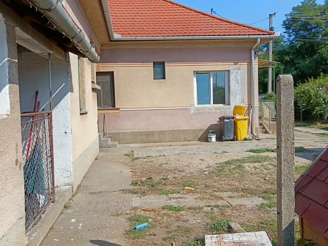 Eladó ház Ercsi 120 nm