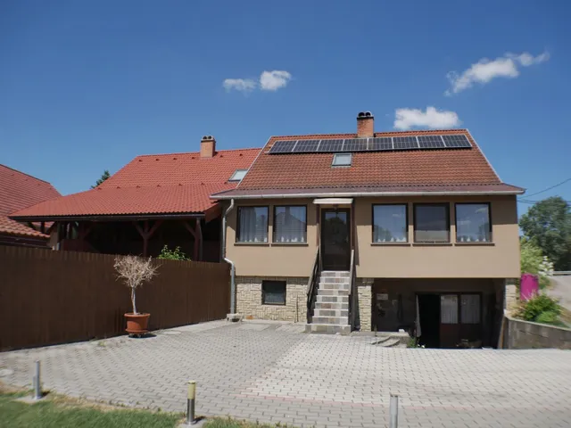 Eladó ház Dömsöd 140 nm