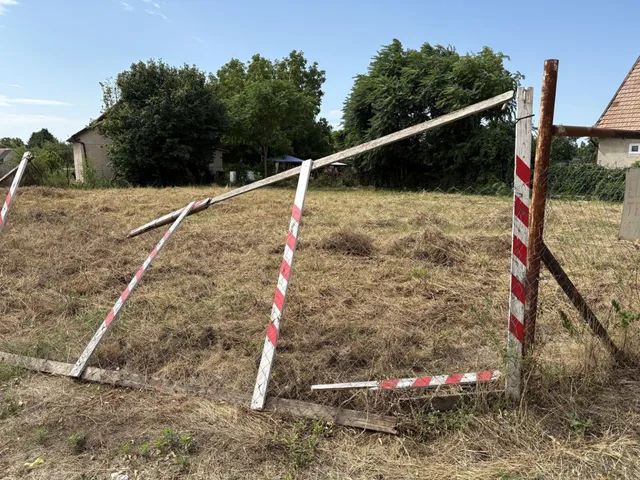 Eladó telek Dömsöd, Rákóczi közeli utca 714 nm