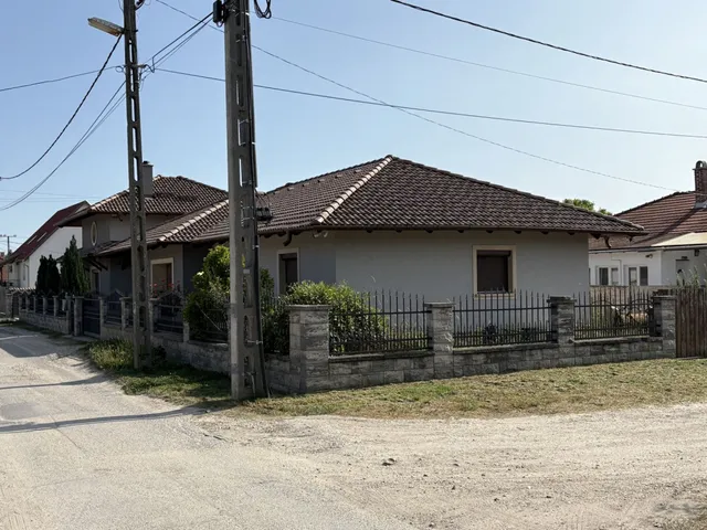 Eladó ház Ráckeve, Arany János dűlő 100 nm