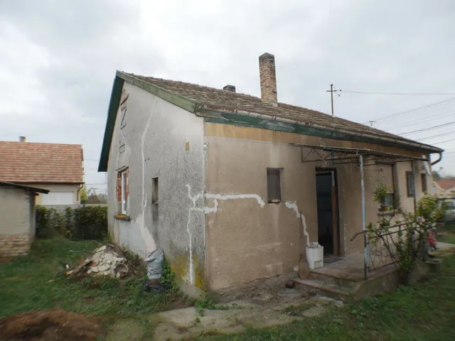 Eladó ház Dömsöd 63 nm