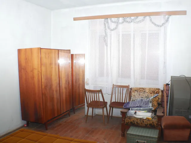 Eladó ház Dömsöd, Fő utca 63 nm