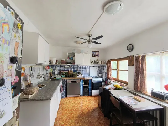 Eladó ház Nyíregyháza, Benkőbokor utca 101 nm