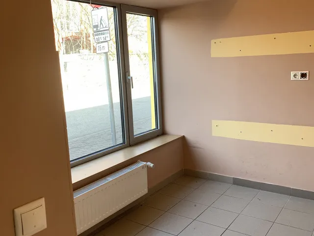 Kiadó kereskedelmi és ipari ingatlan Budapest XVIII. kerület 110 nm