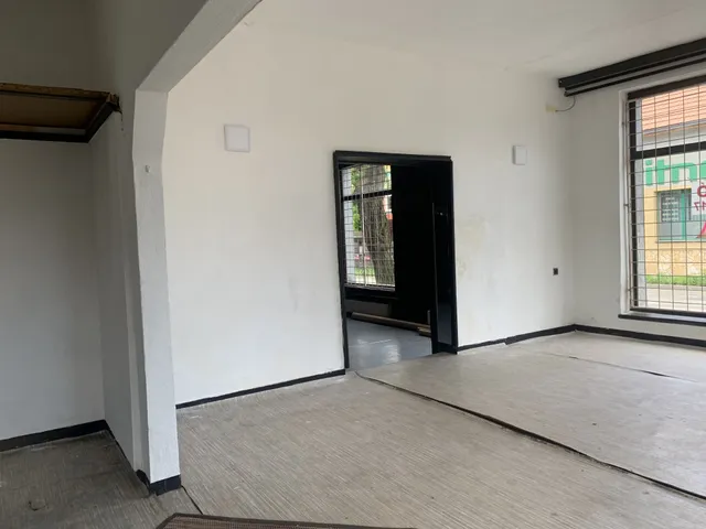 Kiadó kereskedelmi és ipari ingatlan Budapest XVIII. kerület 160 nm